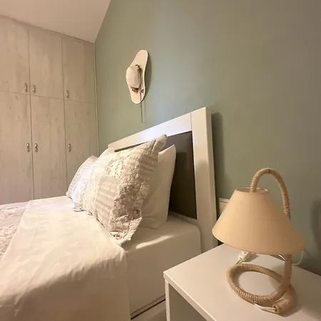 Vafkeri Apartments * Vavkerí