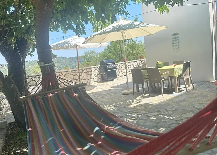 Vafkeri Apartments
